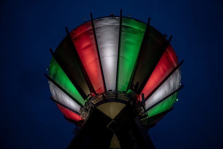 Új díszkivilágítást kapott a mosonmagyaróvári víztorony